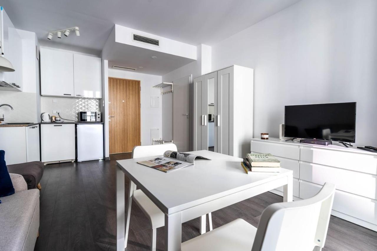 Golden Apartments Warsaw - Bright And Modern Apartments -Premium Building In Top Location- Solidarnosci 외부 사진